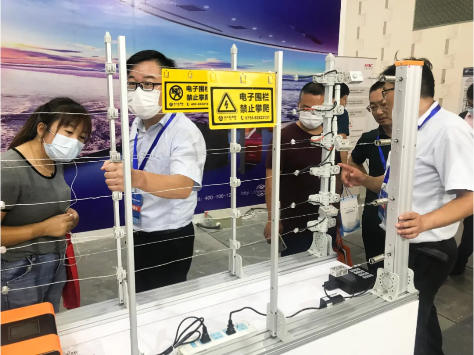 “嗨，苏大强”，亚洲午夜精品A片久久WWW慈禧-女人张开腿让男人添-亚洲国产欧美日韩人成-乱肉YIN荡系列合集TXT-天天撸日日夜夜全网络报警系统来了！