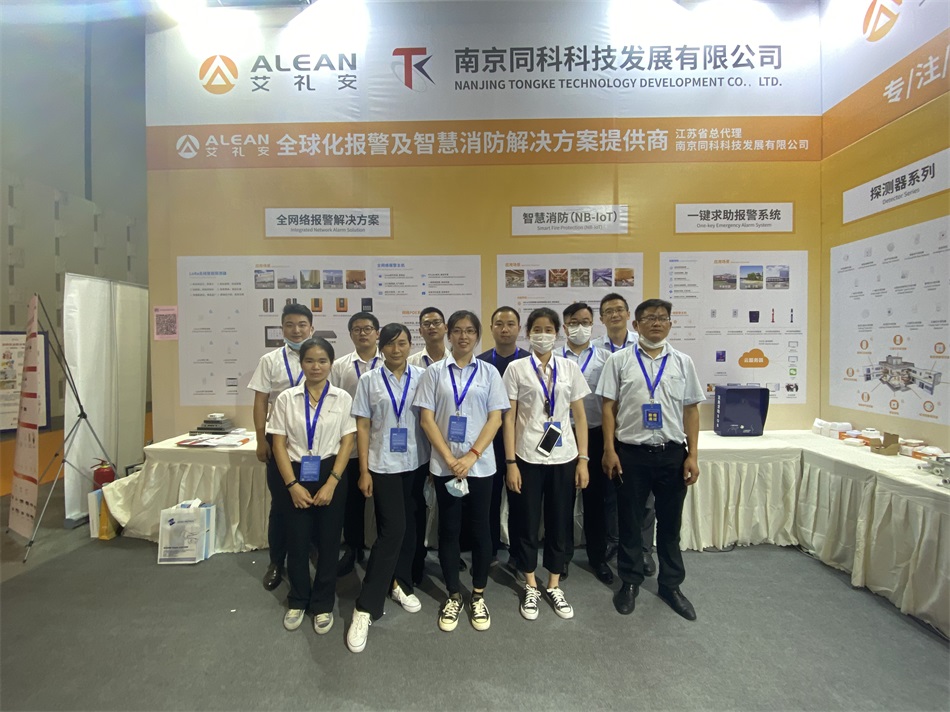 “嗨，苏大强”，亚洲午夜精品A片久久WWW慈禧-女人张开腿让男人添-亚洲国产欧美日韩人成-乱肉YIN荡系列合集TXT-天天撸日日夜夜全网络报警系统来了！