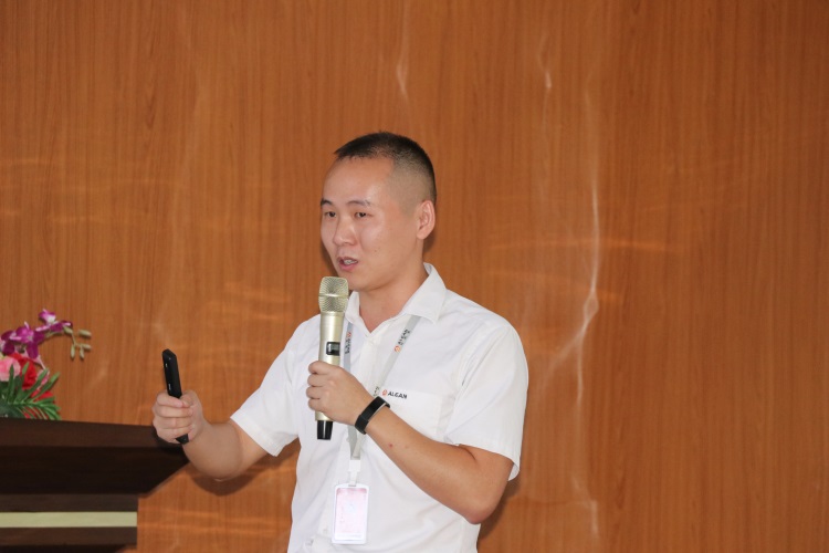 团结一心，勇毅前行——亚洲午夜精品A片久久WWW慈禧-女人张开腿让男人添-亚洲国产欧美日韩人成-乱肉YIN荡系列合集TXT-天天撸日日夜夜隆重举办2020年中总结暨表彰大会