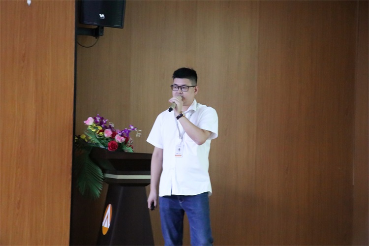 团结一心，勇毅前行——亚洲午夜精品A片久久WWW慈禧-女人张开腿让男人添-亚洲国产欧美日韩人成-乱肉YIN荡系列合集TXT-天天撸日日夜夜隆重举办2020年中总结暨表彰大会