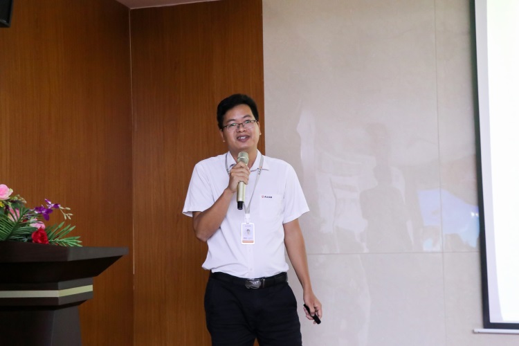 团结一心，勇毅前行——亚洲午夜精品A片久久WWW慈禧-女人张开腿让男人添-亚洲国产欧美日韩人成-乱肉YIN荡系列合集TXT-天天撸日日夜夜隆重举办2020年中总结暨表彰大会