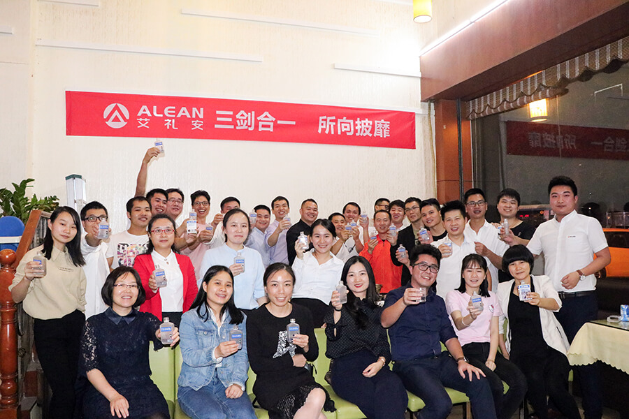 人在亚洲午夜精品A片久久WWW慈禧-女人张开腿让男人添-亚洲国产欧美日韩人成-乱肉YIN荡系列合集TXT-天天撸日日夜夜