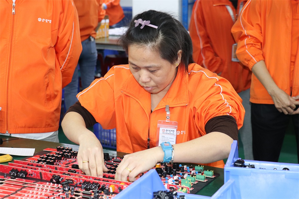 亚洲午夜精品A片久久WWW慈禧-女人张开腿让男人添-亚洲国产欧美日韩人成-乱肉YIN荡系列合集TXT-天天撸日日夜夜第四届“王者杯”职工技能大赛圆满落幕 亚洲午夜精品A片久久WWW慈禧-女人张开腿让男人添-亚洲国产欧美日韩人成-乱肉YIN荡系列合集TXT-天天撸日日夜夜第四届“王者杯”职工技能大赛圆满落幕