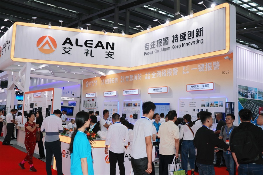 亚洲午夜精品A片久久WWW慈禧-女人张开腿让男人添-亚洲国产欧美日韩人成-乱肉YIN荡系列合集TXT-天天撸日日夜夜与您共同见证2019年美好时刻