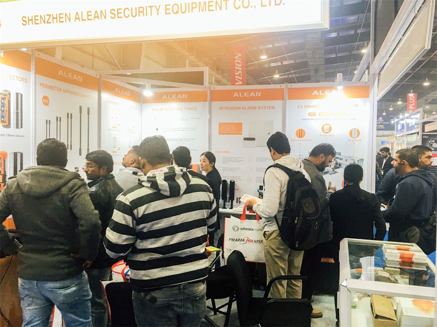 亚洲午夜精品A片久久WWW慈禧-女人张开腿让男人添-亚洲国产欧美日韩人成-乱肉YIN荡系列合集TXT-天天撸日日夜夜与您共同见证2019年美好时刻