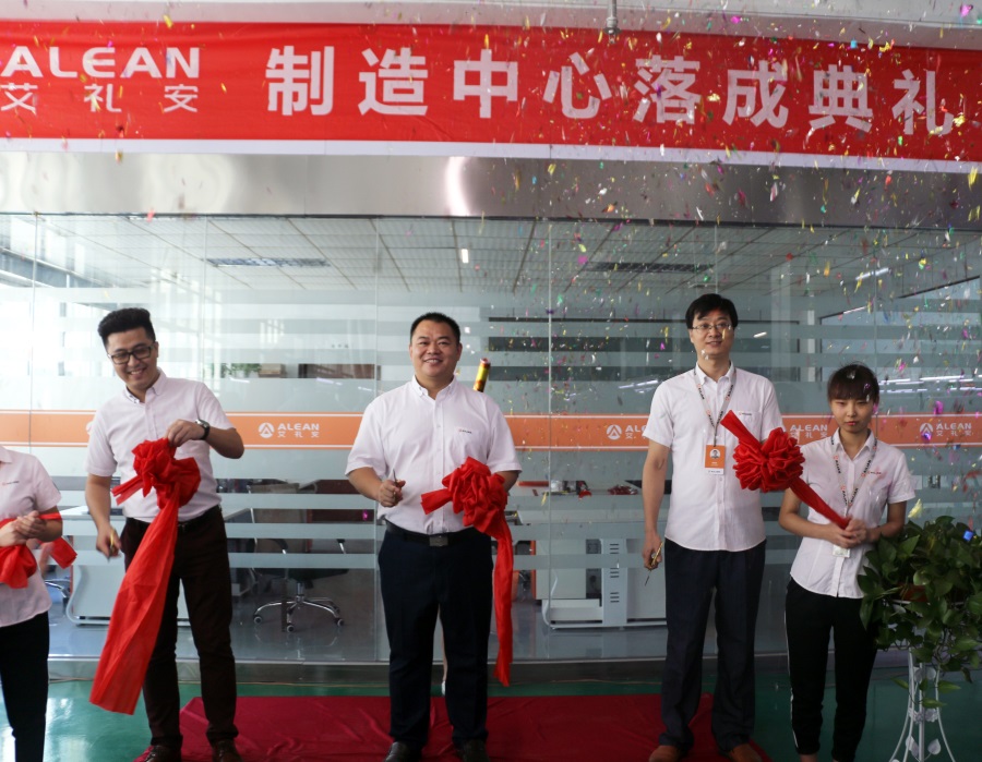 亚洲午夜精品A片久久WWW慈禧-女人张开腿让男人添-亚洲国产欧美日韩人成-乱肉YIN荡系列合集TXT-天天撸日日夜夜制造中心总监院克东:创新思路，为制造持续赋能