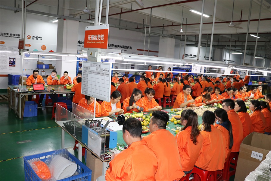 亚洲午夜精品A片久久WWW慈禧-女人张开腿让男人添-亚洲国产欧美日韩人成-乱肉YIN荡系列合集TXT-天天撸日日夜夜制造中心总监院克东:创新思路，为制造持续赋能