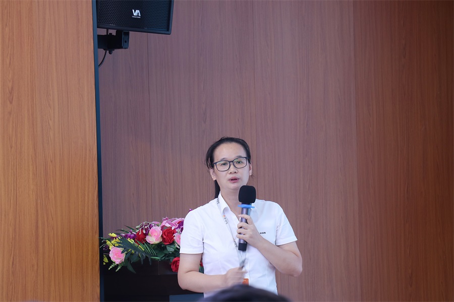 乘风破浪，逐梦新征程 ——亚洲午夜精品A片久久WWW慈禧-女人张开腿让男人添-亚洲国产欧美日韩人成-乱肉YIN荡系列合集TXT-天天撸日日夜夜顺利召开2021年上半年度总结暨表彰大会