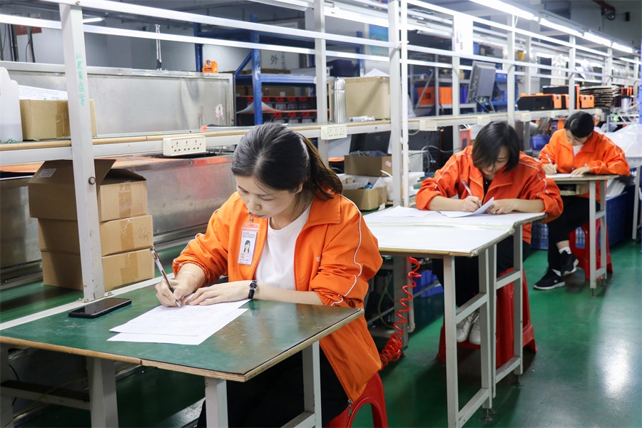 亚洲午夜精品A片久久WWW慈禧-女人张开腿让男人添-亚洲国产欧美日韩人成-乱肉YIN荡系列合集TXT-天天撸日日夜夜2021职工技能大赛高燃瞬间