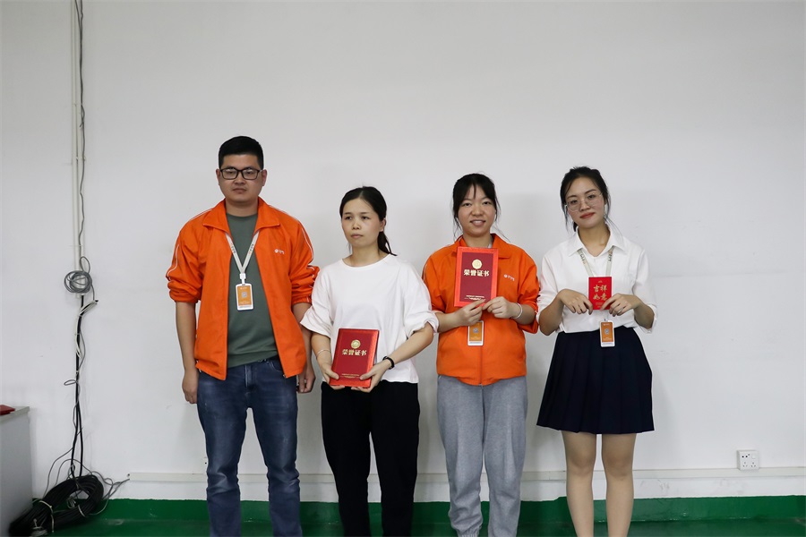 亚洲午夜精品A片久久WWW慈禧-女人张开腿让男人添-亚洲国产欧美日韩人成-乱肉YIN荡系列合集TXT-天天撸日日夜夜2021职工技能大赛高燃瞬间