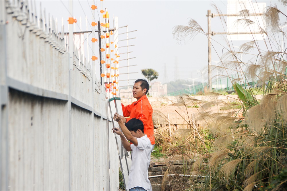心怀热爱，服务至上——致敬亚洲午夜精品A片久久WWW慈禧-女人张开腿让男人添-亚洲国产欧美日韩人成-乱肉YIN荡系列合集TXT-天天撸日日夜夜“技术服务天团”