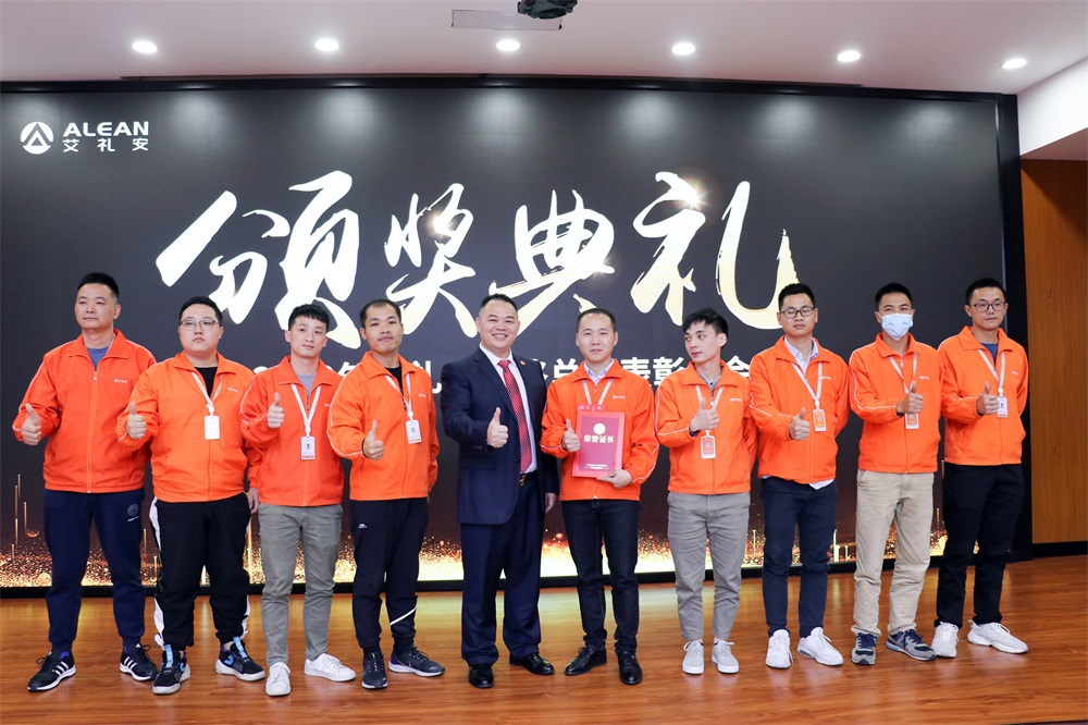 心怀热爱，服务至上——致敬亚洲午夜精品A片久久WWW慈禧-女人张开腿让男人添-亚洲国产欧美日韩人成-乱肉YIN荡系列合集TXT-天天撸日日夜夜“技术服务天团”