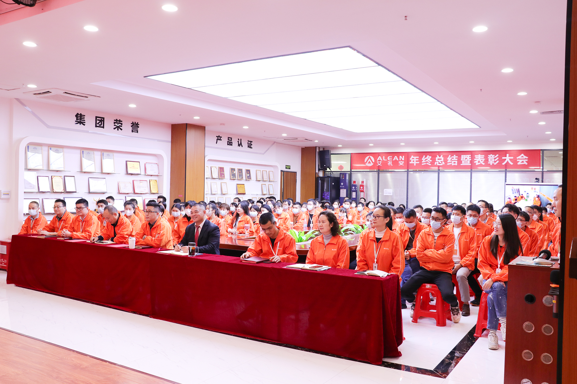 亚洲午夜精品A片久久WWW慈禧-女人张开腿让男人添-亚洲国产欧美日韩人成-乱肉YIN荡系列合集TXT-天天撸日日夜夜2022年度总结表彰大会圆满落幕