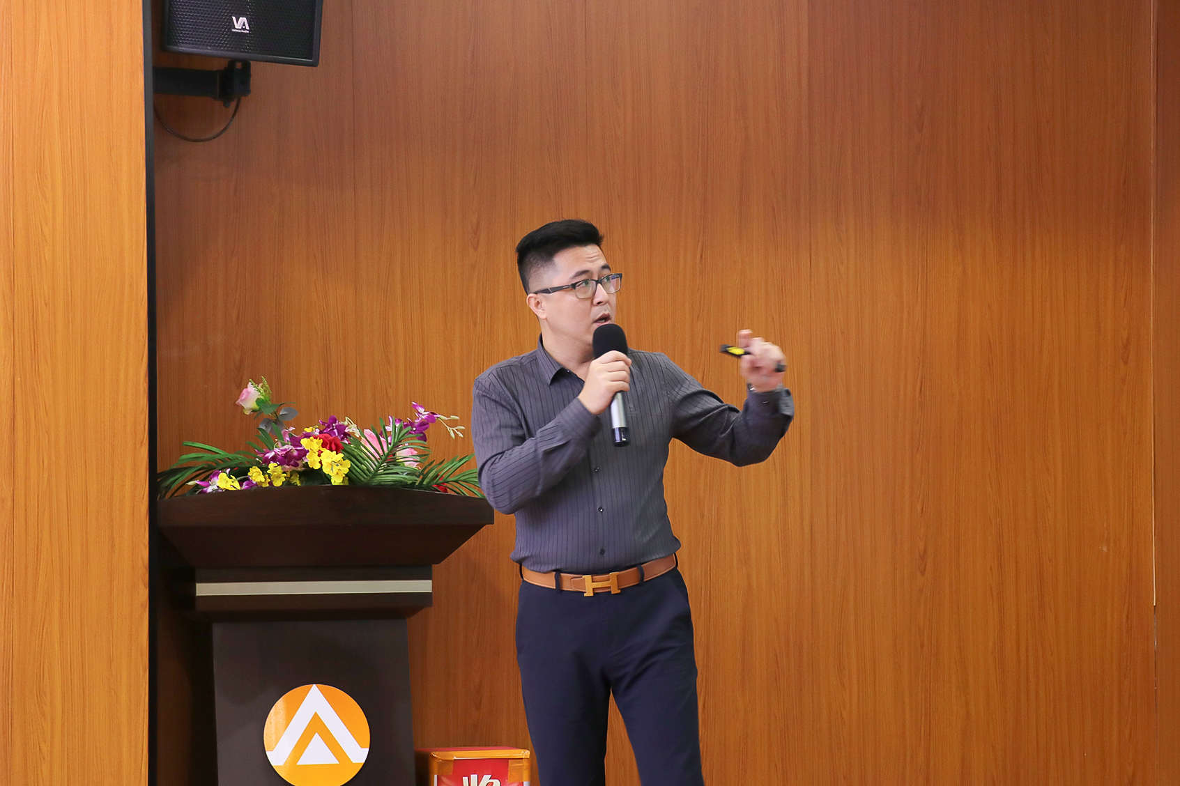 亚洲午夜精品A片久久WWW慈禧-女人张开腿让男人添-亚洲国产欧美日韩人成-乱肉YIN荡系列合集TXT-天天撸日日夜夜2022年度总结表彰大会圆满落幕