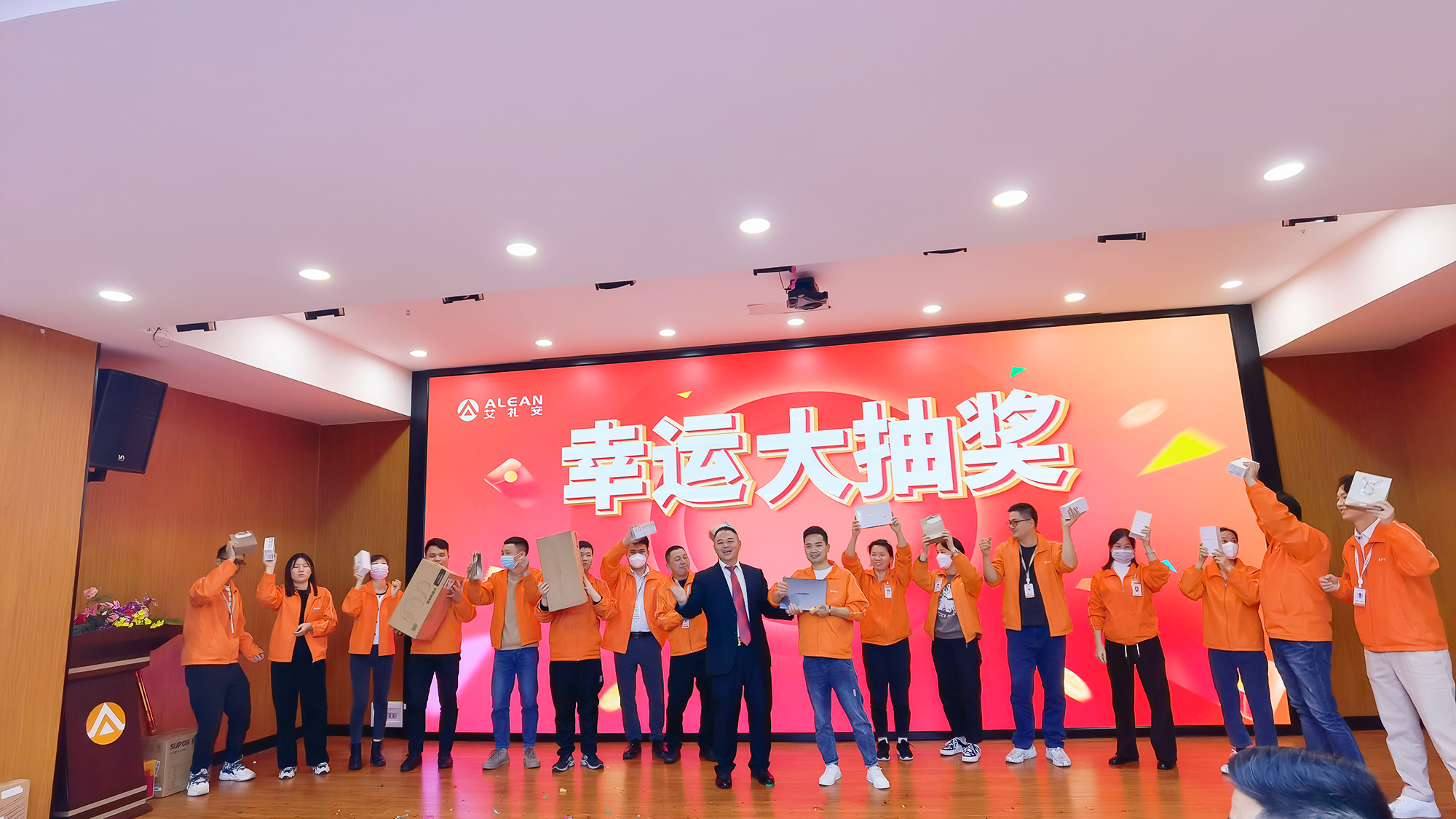 亚洲午夜精品A片久久WWW慈禧-女人张开腿让男人添-亚洲国产欧美日韩人成-乱肉YIN荡系列合集TXT-天天撸日日夜夜2022年度总结表彰大会圆满落幕