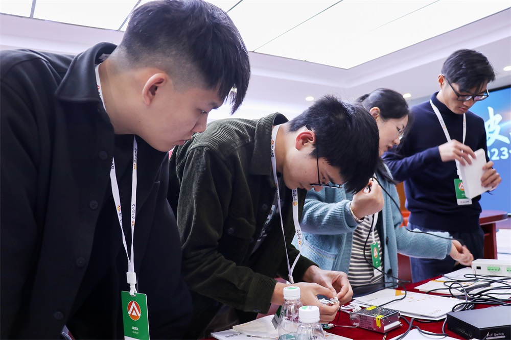 抓住机遇 乘势而上——亚洲午夜精品A片久久WWW慈禧-女人张开腿让男人添-亚洲国产欧美日韩人成-乱肉YIN荡系列合集TXT-天天撸日日夜夜合作伙伴技术培训大会圆满落幕