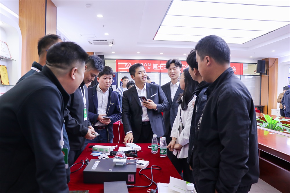 抓住机遇 乘势而上——亚洲午夜精品A片久久WWW慈禧-女人张开腿让男人添-亚洲国产欧美日韩人成-乱肉YIN荡系列合集TXT-天天撸日日夜夜合作伙伴技术培训大会圆满落幕