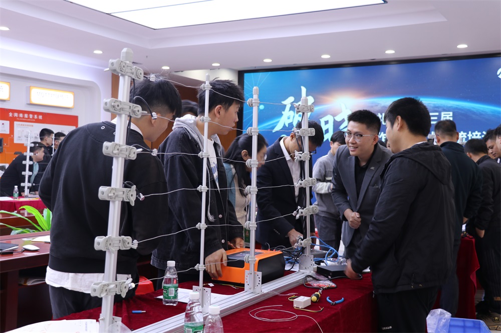 抓住机遇 乘势而上——亚洲午夜精品A片久久WWW慈禧-女人张开腿让男人添-亚洲国产欧美日韩人成-乱肉YIN荡系列合集TXT-天天撸日日夜夜合作伙伴技术培训大会圆满落幕