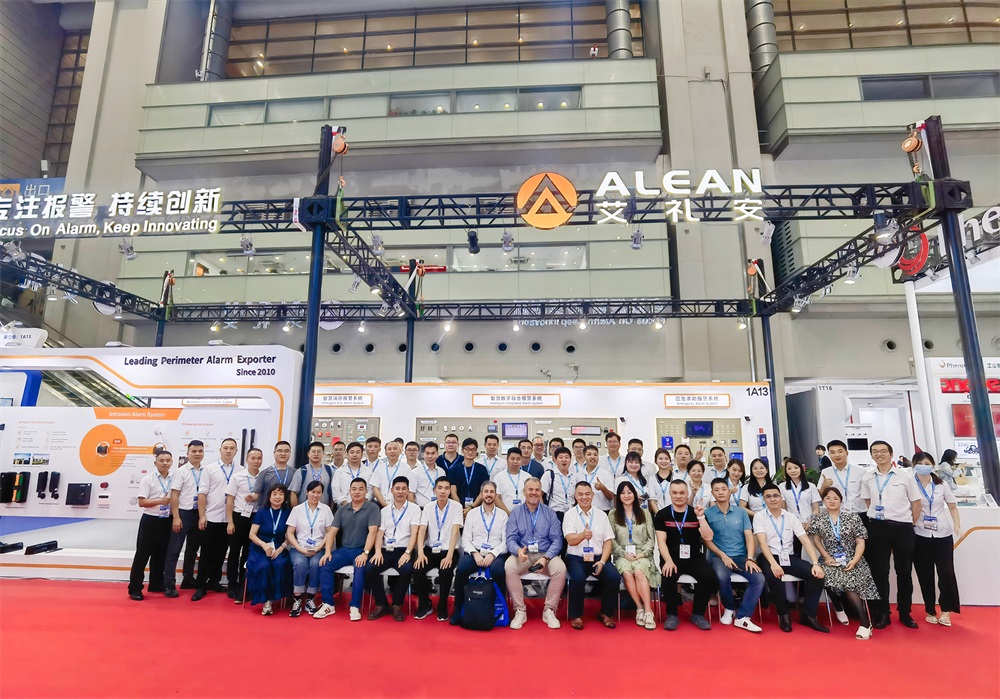 全联接，全融合，全场景——亚洲午夜精品A片久久WWW慈禧-女人张开腿让男人添-亚洲国产欧美日韩人成-乱肉YIN荡系列合集TXT-天天撸日日夜夜亮相2023深圳安博会