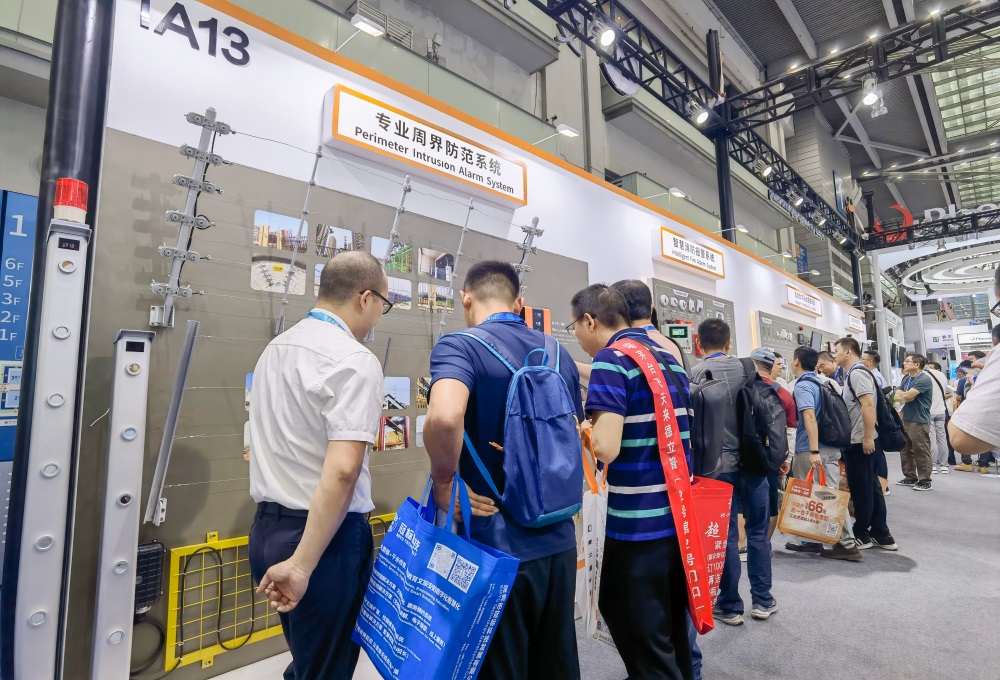 全联接，全融合，全场景——亚洲午夜精品A片久久WWW慈禧-女人张开腿让男人添-亚洲国产欧美日韩人成-乱肉YIN荡系列合集TXT-天天撸日日夜夜亮相2023深圳安博会