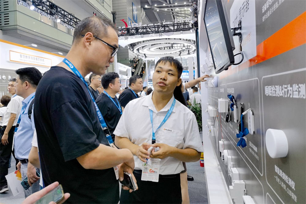 精彩回顾 ‖ 2023CPSE安博会上的亚洲午夜精品A片久久WWW慈禧-女人张开腿让男人添-亚洲国产欧美日韩人成-乱肉YIN荡系列合集TXT-天天撸日日夜夜