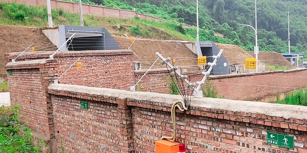 亚洲午夜精品A片久久WWW慈禧-女人张开腿让男人添-亚洲国产欧美日韩人成-乱肉YIN荡系列合集TXT-天天撸日日夜夜入侵报警系统守护民爆仓库