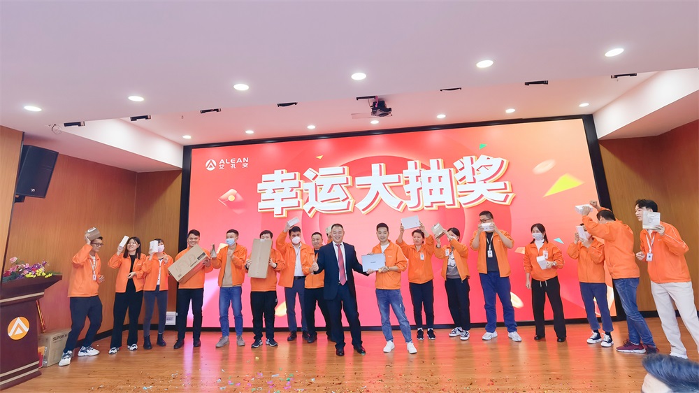 亚洲午夜精品A片久久WWW慈禧-女人张开腿让男人添-亚洲国产欧美日韩人成-乱肉YIN荡系列合集TXT-天天撸日日夜夜2023年度回顾——事件篇