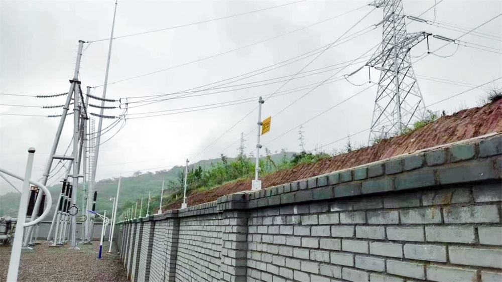 亚洲午夜精品A片久久WWW慈禧-女人张开腿让男人添-亚洲国产欧美日韩人成-乱肉YIN荡系列合集TXT-天天撸日日夜夜——四季更替，步履不停