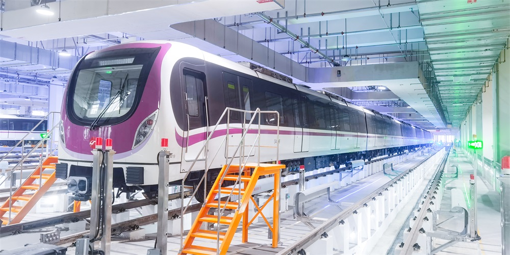 亚洲午夜精品A片久久WWW慈禧-女人张开腿让男人添-亚洲国产欧美日韩人成-乱肉YIN荡系列合集TXT-天天撸日日夜夜报警系统应用于城市地铁