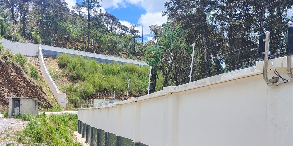 亚洲午夜精品A片久久WWW慈禧-女人张开腿让男人添-亚洲国产欧美日韩人成-乱肉YIN荡系列合集TXT-天天撸日日夜夜脉冲电子围栏系统应用于矿山