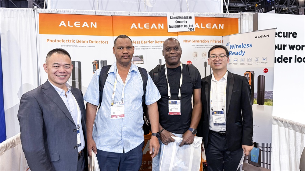 亚洲午夜精品A片久久WWW慈禧-女人张开腿让男人添-亚洲国产欧美日韩人成-乱肉YIN荡系列合集TXT-天天撸日日夜夜2024年中盘点