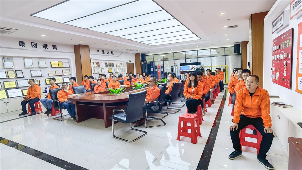 亚洲午夜精品A片久久WWW慈禧-女人张开腿让男人添-亚洲国产欧美日韩人成-乱肉YIN荡系列合集TXT-天天撸日日夜夜2024年中盘点