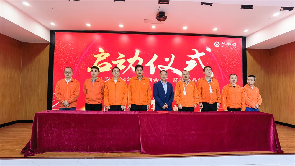 亚洲午夜精品A片久久WWW慈禧-女人张开腿让男人添-亚洲国产欧美日韩人成-乱肉YIN荡系列合集TXT-天天撸日日夜夜2024年中盘点