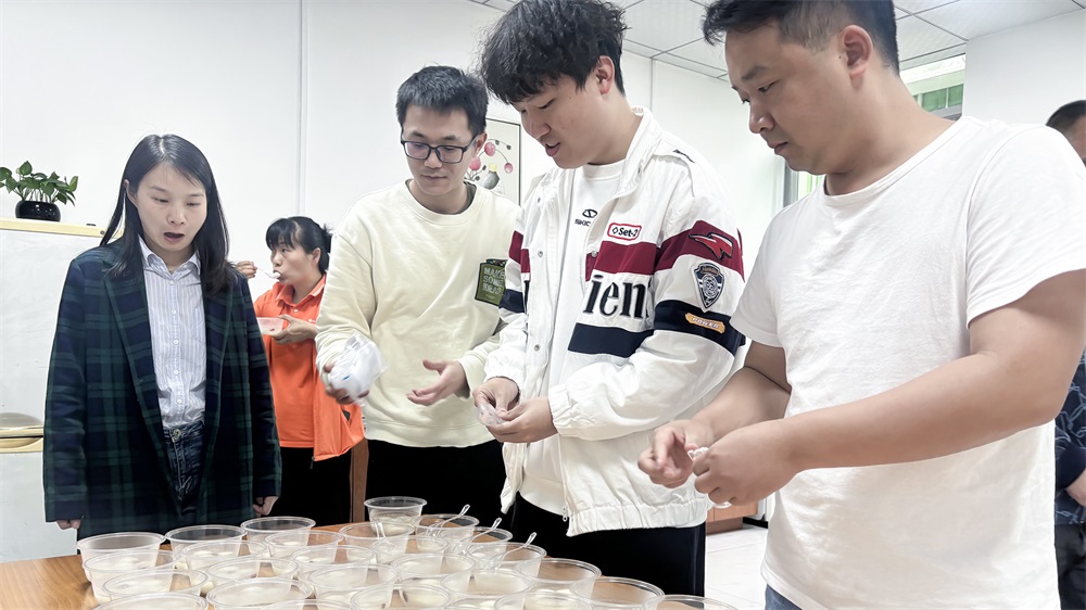 亚洲午夜精品A片久久WWW慈禧-女人张开腿让男人添-亚洲国产欧美日韩人成-乱肉YIN荡系列合集TXT-天天撸日日夜夜2024年中盘点