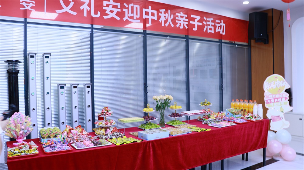 亚洲午夜精品A片久久WWW慈禧-女人张开腿让男人添-亚洲国产欧美日韩人成-乱肉YIN荡系列合集TXT-天天撸日日夜夜举办迎中秋亲子活动