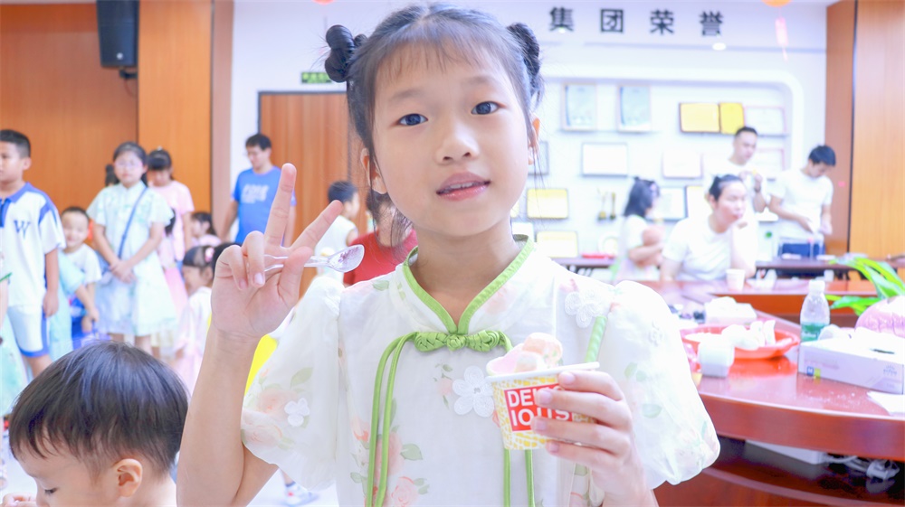 亚洲午夜精品A片久久WWW慈禧-女人张开腿让男人添-亚洲国产欧美日韩人成-乱肉YIN荡系列合集TXT-天天撸日日夜夜举办迎中秋亲子活动