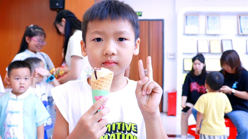 亚洲午夜精品A片久久WWW慈禧-女人张开腿让男人添-亚洲国产欧美日韩人成-乱肉YIN荡系列合集TXT-天天撸日日夜夜举办迎中秋亲子活动