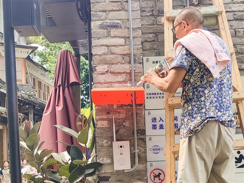 在宽窄巷子遇见“亚洲午夜精品A片久久WWW慈禧-女人张开腿让男人添-亚洲国产欧美日韩人成-乱肉YIN荡系列合集TXT-天天撸日日夜夜”