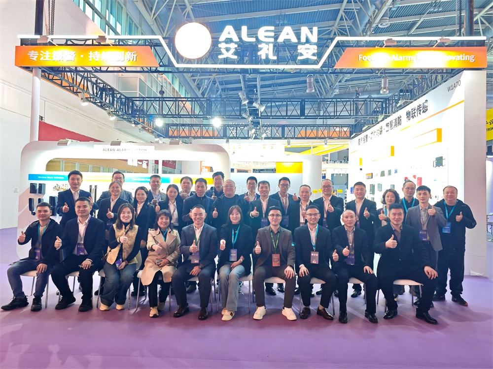 北京安博会上的亚洲午夜精品A片久久WWW慈禧-女人张开腿让男人添-亚洲国产欧美日韩人成-乱肉YIN荡系列合集TXT-天天撸日日夜夜