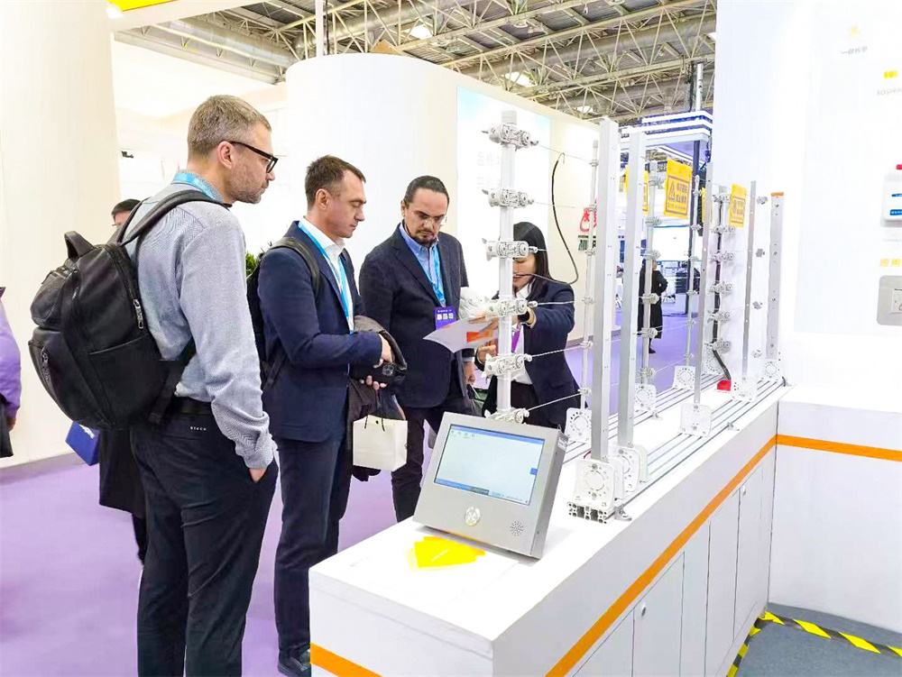 回顾2024北京安博会上的亚洲午夜精品A片久久WWW慈禧-女人张开腿让男人添-亚洲国产欧美日韩人成-乱肉YIN荡系列合集TXT-天天撸日日夜夜