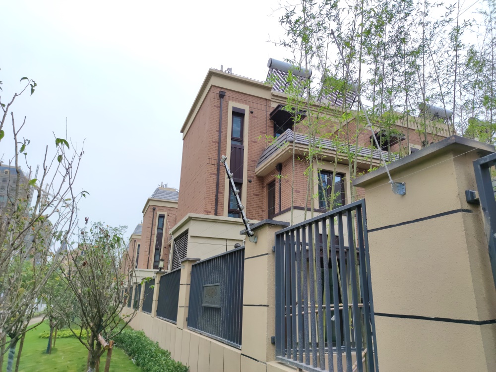 城市更新背景下，老旧小区改造中的报警系统方案