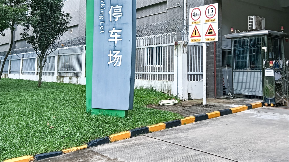 亚洲午夜精品A片久久WWW慈禧-女人张开腿让男人添-亚洲国产欧美日韩人成-乱肉YIN荡系列合集TXT-天天撸日日夜夜报警系统守护深圳地铁