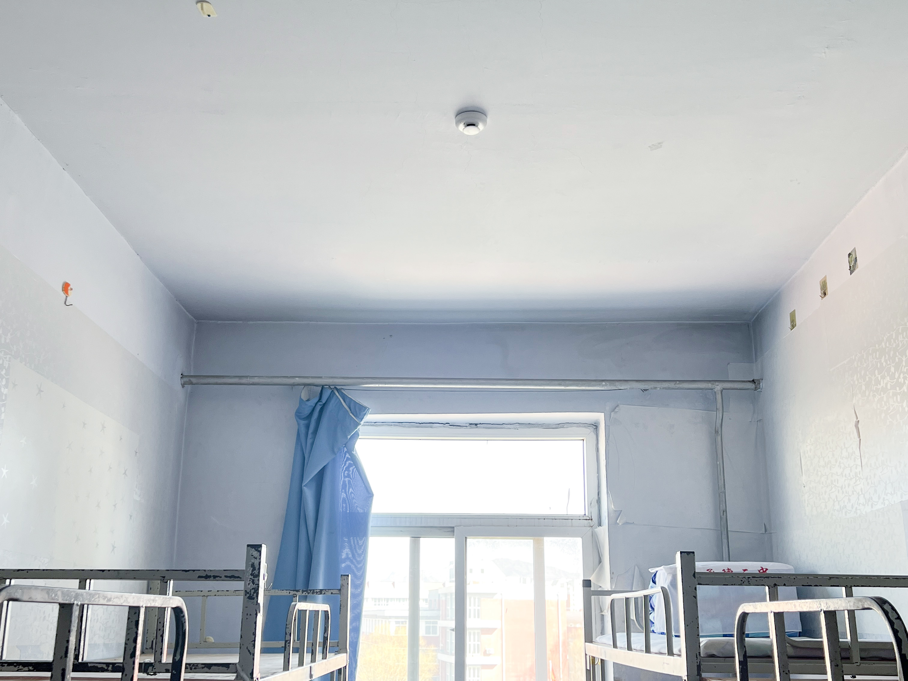 亚洲午夜精品A片久久WWW慈禧-女人张开腿让男人添-亚洲国产欧美日韩人成-乱肉YIN荡系列合集TXT-天天撸日日夜夜报警系统：筑牢校园安全防线