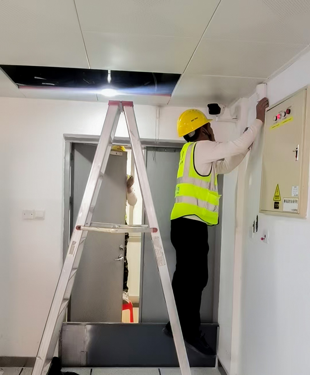 龙岗大运体育中心 | 智能三鉴探测器