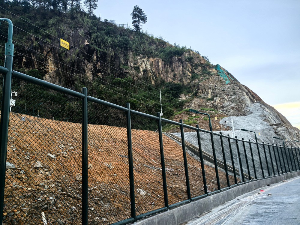 广州知识城综合保税区 | 脉冲电子围栏 吸顶探测器