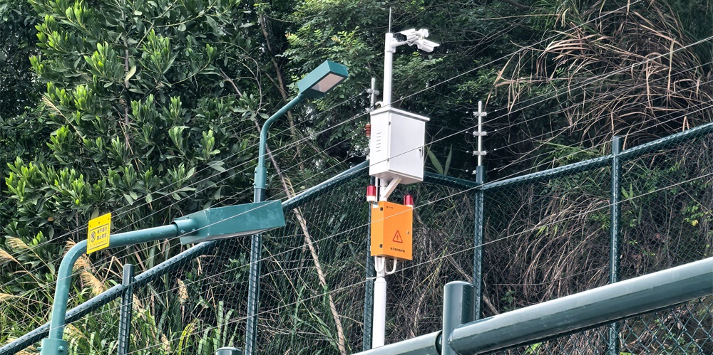 亚洲午夜精品A片久久WWW慈禧-女人张开腿让男人添-亚洲国产欧美日韩人成-乱肉YIN荡系列合集TXT-天天撸日日夜夜：企业园区入侵报警系统应用