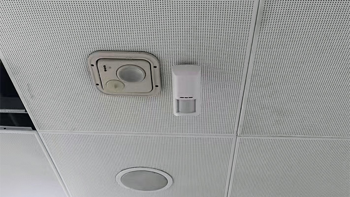 龙岗大运体育中心 | 智能三鉴探测器