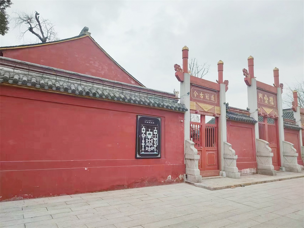 亚洲午夜精品A片久久WWW慈禧-女人张开腿让男人添-亚洲国产欧美日韩人成-乱肉YIN荡系列合集TXT-天天撸日日夜夜报警系统：守护博物馆的文化瑰宝