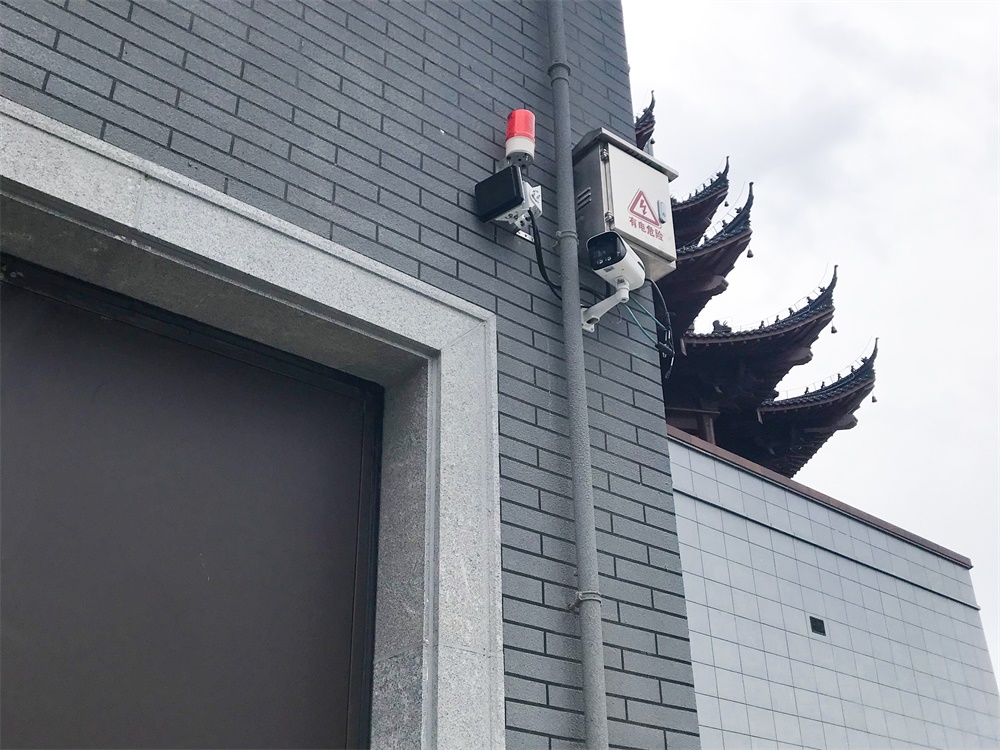 亚洲午夜精品A片久久WWW慈禧-女人张开腿让男人添-亚洲国产欧美日韩人成-乱肉YIN荡系列合集TXT-天天撸日日夜夜报警系统：守护博物馆的文化瑰宝