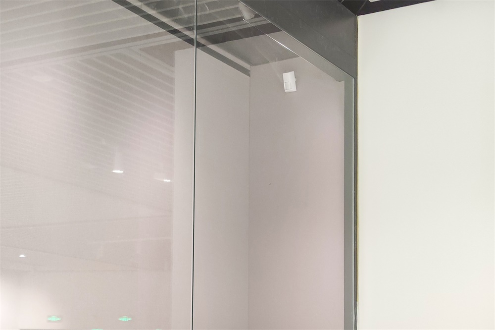 亚洲午夜精品A片久久WWW慈禧-女人张开腿让男人添-亚洲国产欧美日韩人成-乱肉YIN荡系列合集TXT-天天撸日日夜夜报警系统：守护博物馆的文化瑰宝